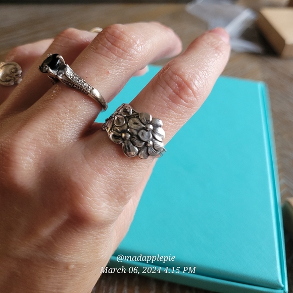Antique Vintage Forget Me Not Spoon Ring in Sterling Silver Luxury Designer - Picture 6 of 16